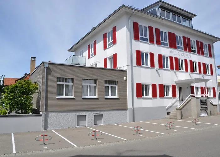 Kubus アパート ランゲナルゲン